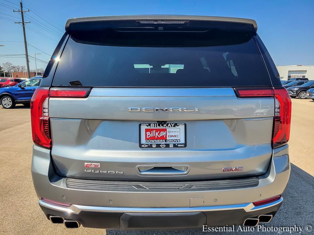 Used 2025 GMC Yukon XL Denali AWD/4WD image 6