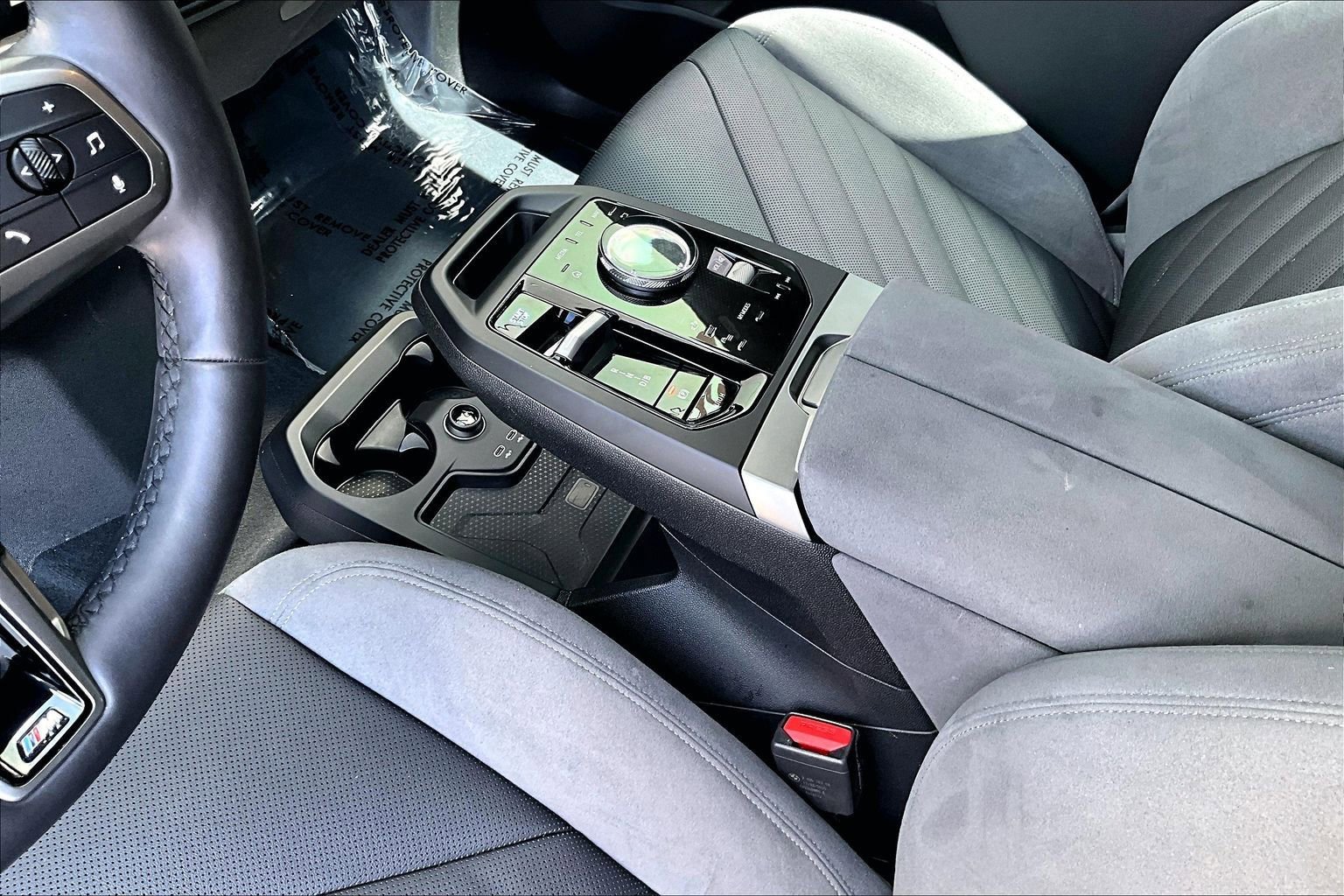 Used 2026 BMW iX xDrive45 w/ M Sport Package image 16