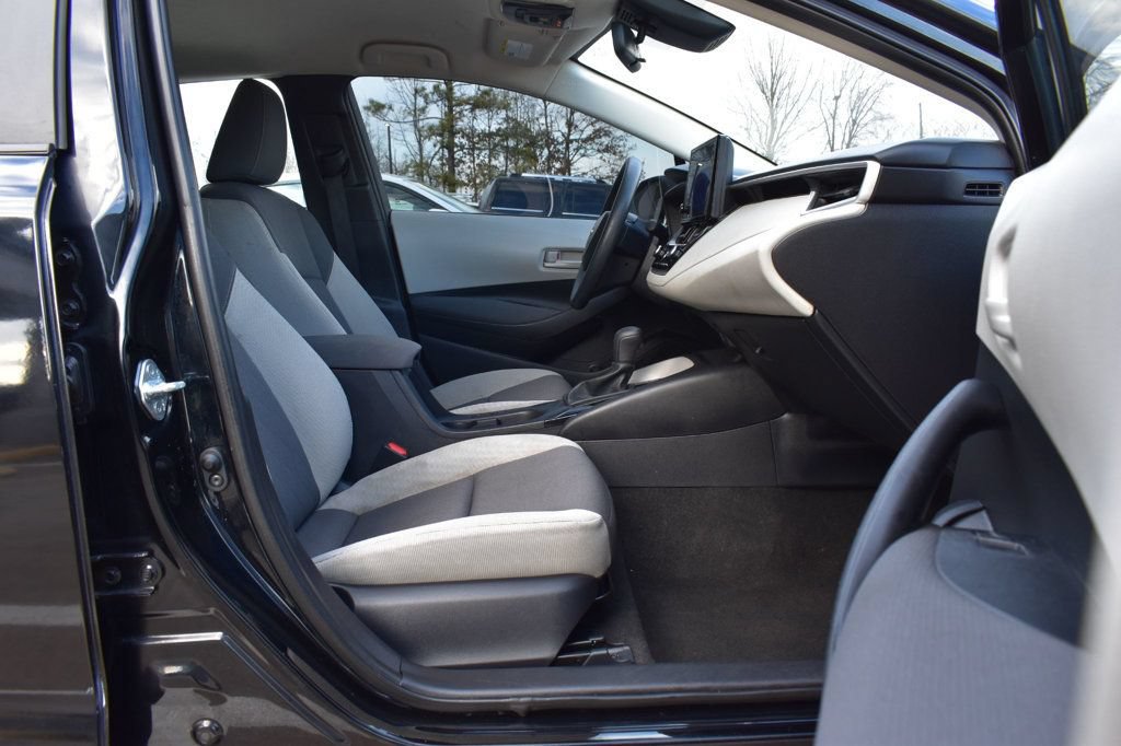 Used 2024 Toyota Corolla LE FWD image 16
