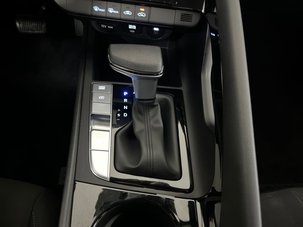 Used 2025 Hyundai Elantra Blue FWD image 69