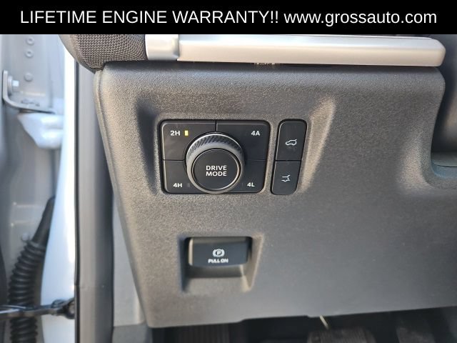 Used 2025 Ford Expedition Active AWD/4WD image 17
