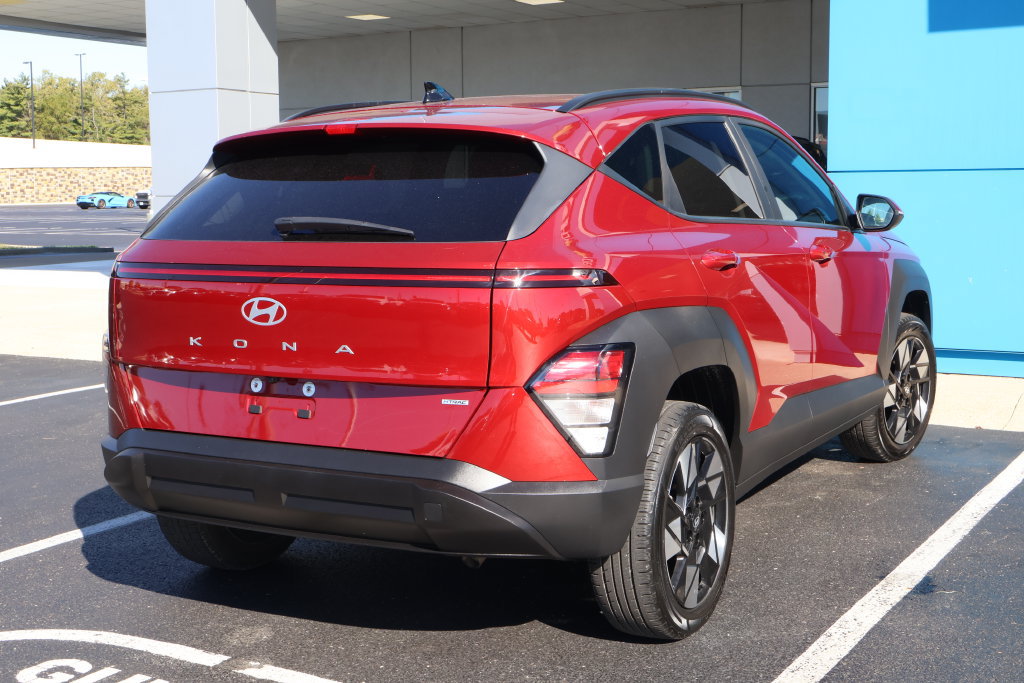 Used 2025 Hyundai Kona SEL AWD/4WD image 7