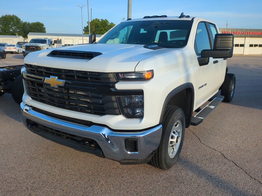 New 2025 Chevrolet Silverado 2500 W/T w/ Snow Plow Prep/Camper Package image 2