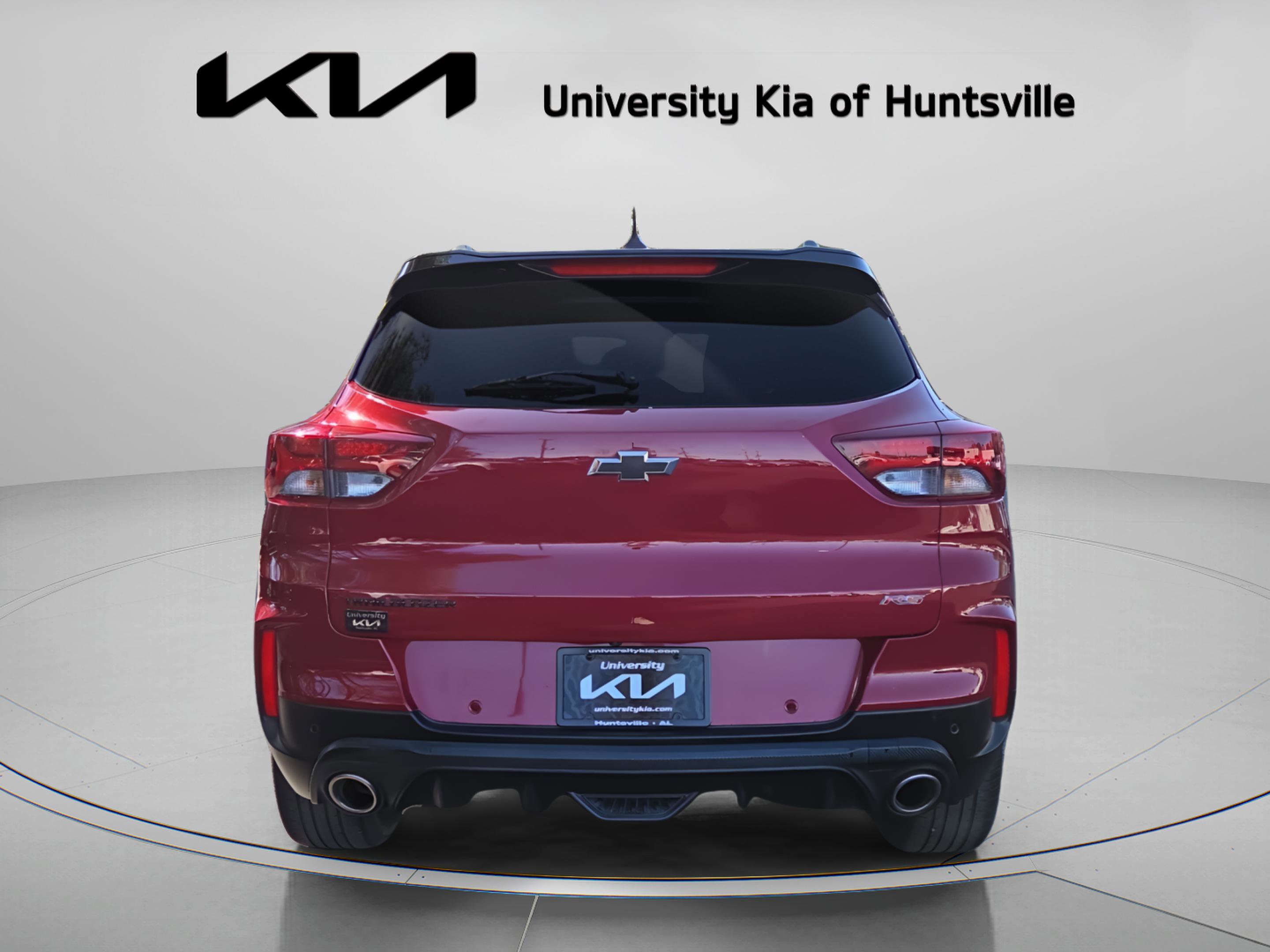 Used 2021 Chevrolet TrailBlazer RS w/ Sun and Liftgate Package image 6