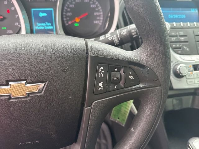 Used 2015 Chevrolet Equinox LS FWD image 16