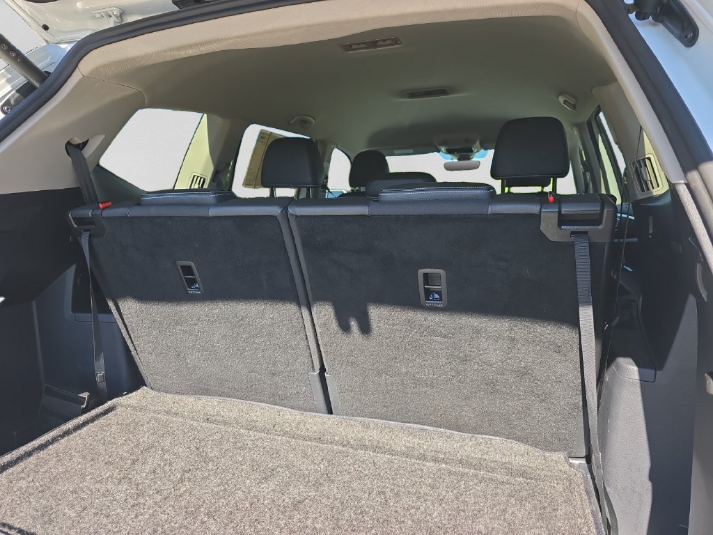 Used 2024 Volkswagen Atlas SE FWD image 26