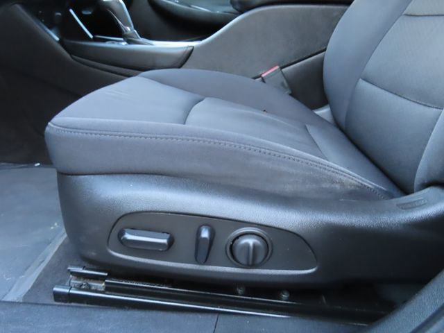 Used 2016 Chevrolet Malibu LT FWD image 16