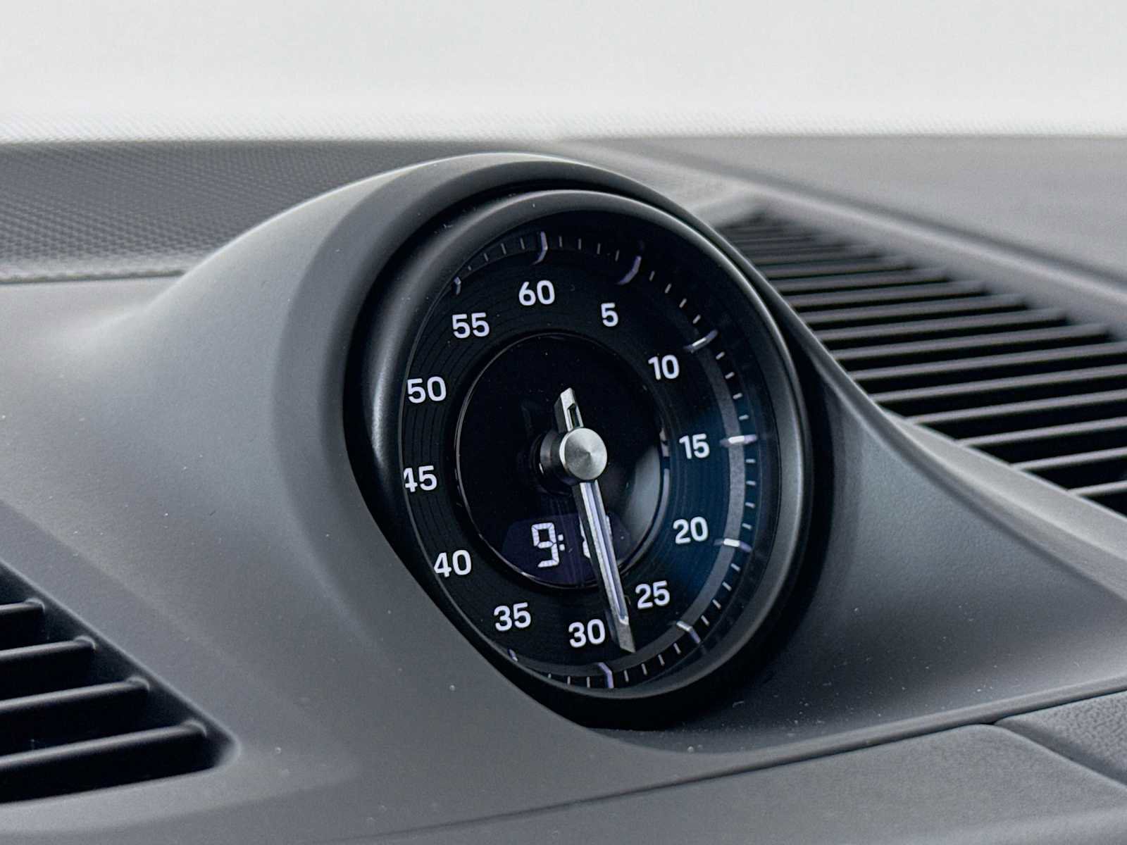 New 2026 Porsche Cayenne Coupe image 17