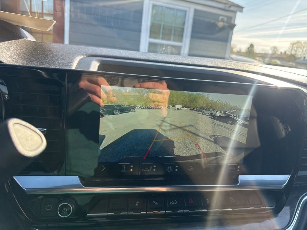 Used 2024 Chevrolet Silverado 2500 LTZ w/ LTZ Premium Package image 25