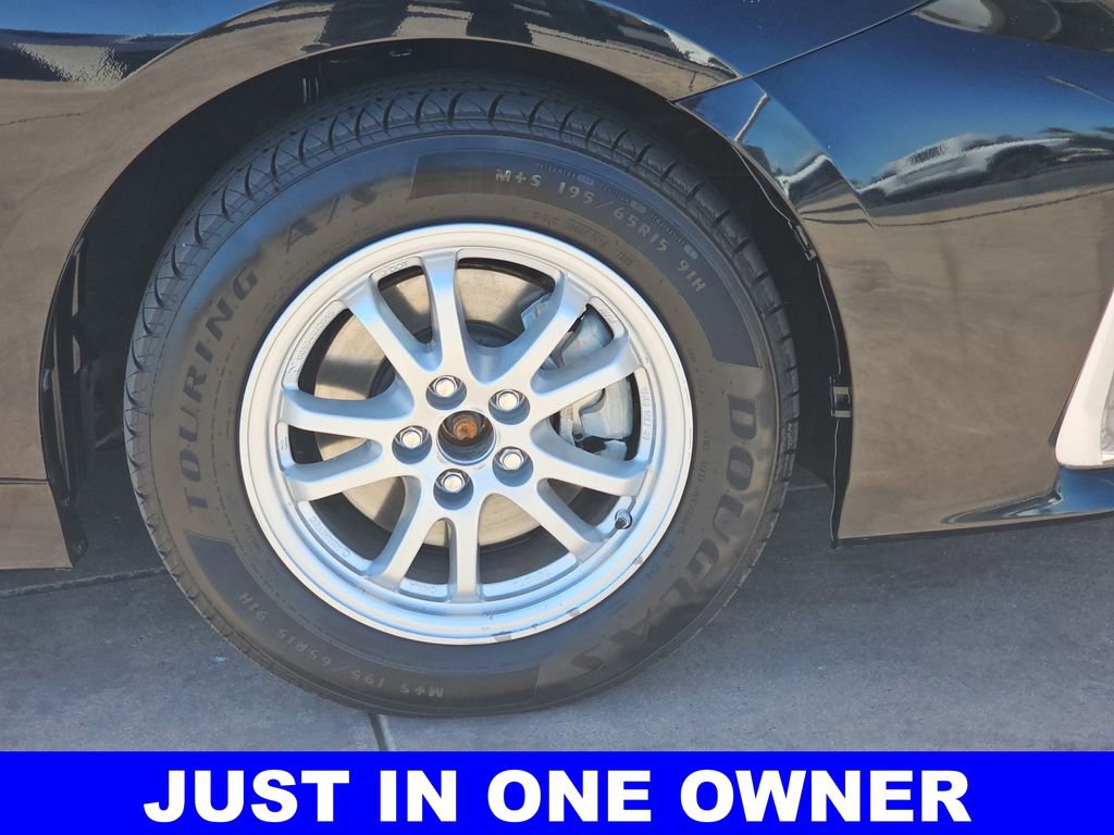 Used 2021 Toyota Prius Prime LE w/ Carpet Mat Package (TMS) image 37