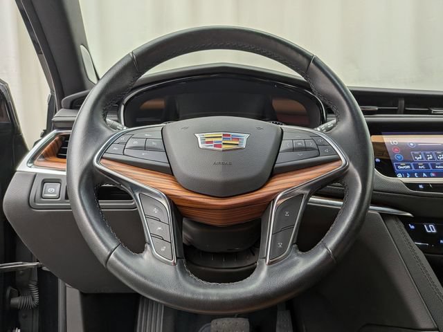 Certified 2023 Cadillac XT5 Premium Luxury AWD/4WD image 10