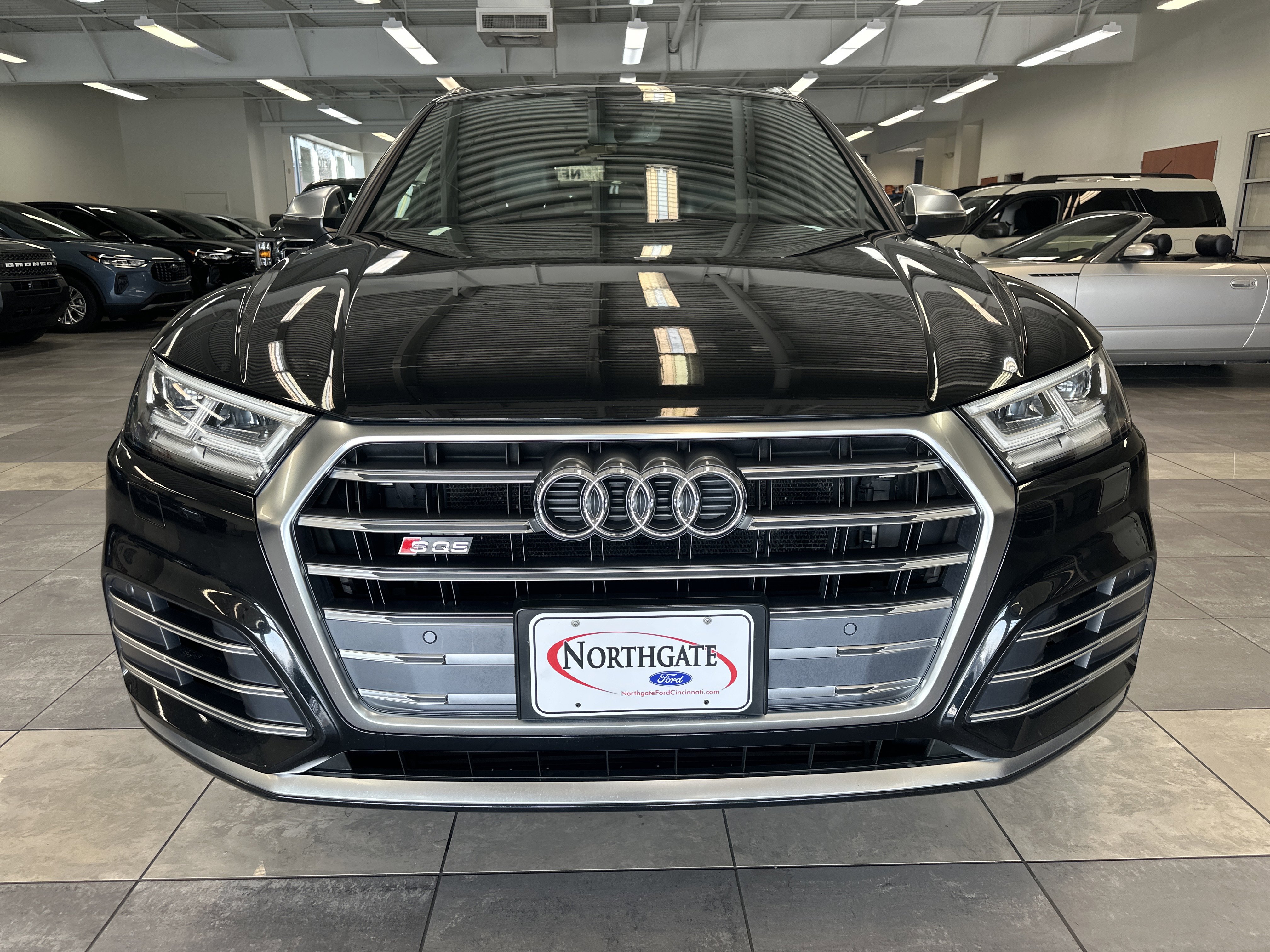 Used 2019 Audi SQ5 Premium Plus w/ Premium Plus Package image 18