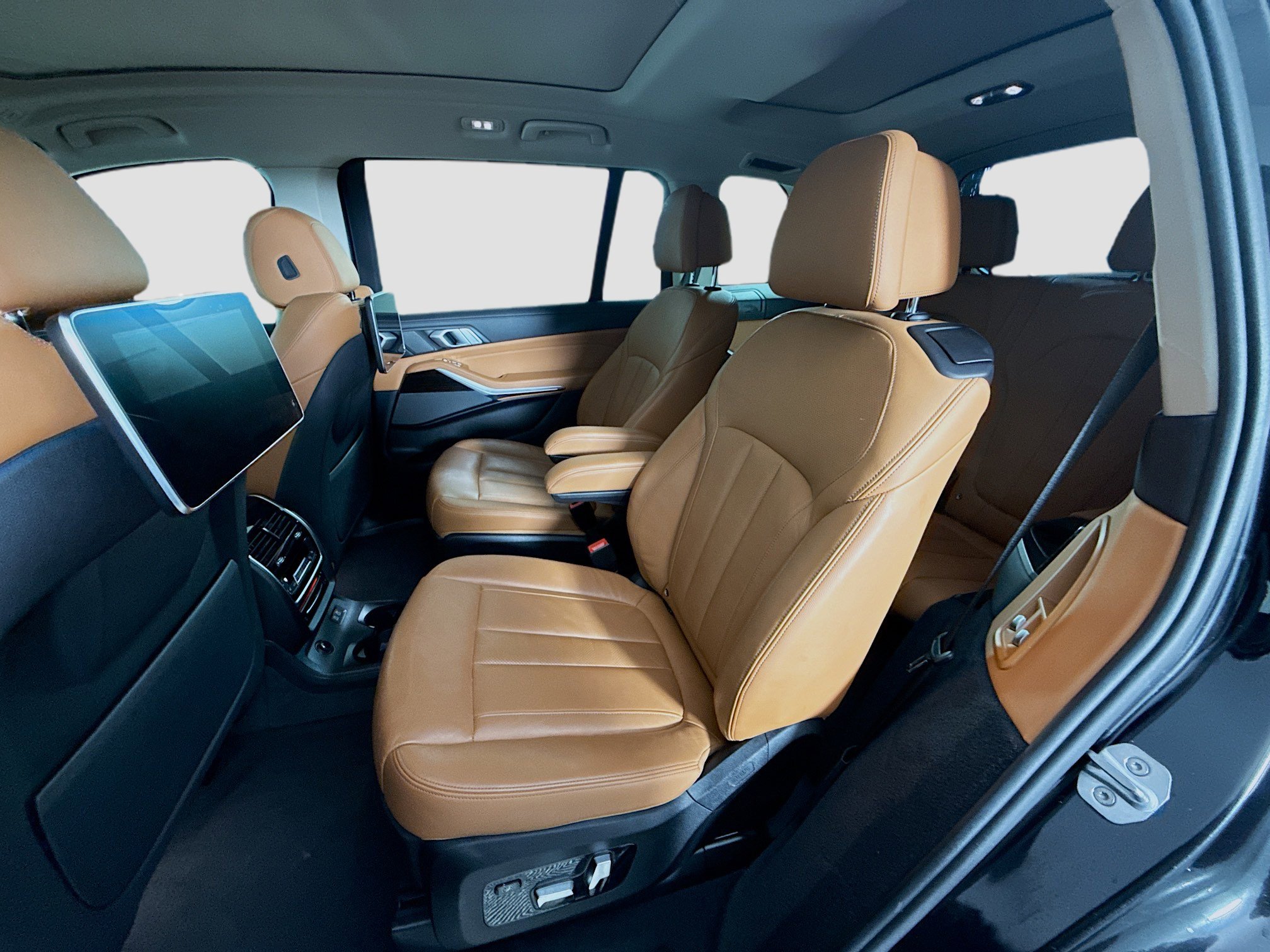 Used 2019 BMW X7 xDrive40i w/ Premium Package image 25