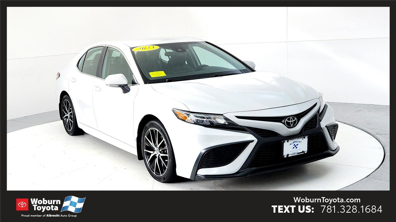 Used 2023 Toyota Camry SE