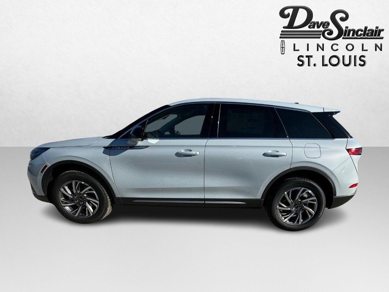 New 2025 Lincoln Corsair FWD image 8