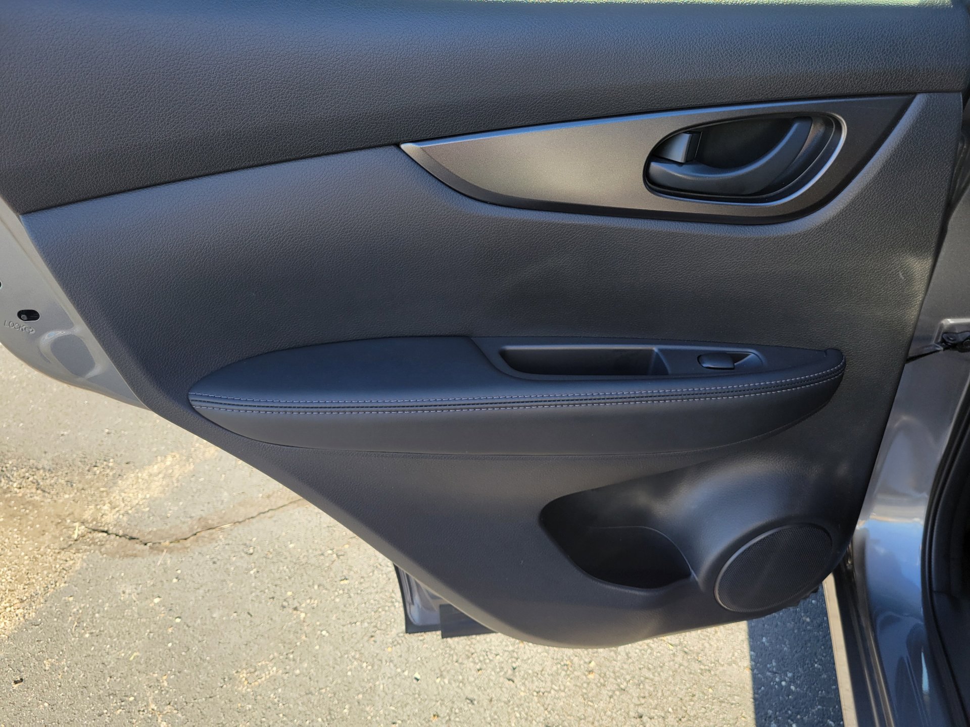 Used 2020 Nissan Rogue Sport S w/ Appearance Package image 13