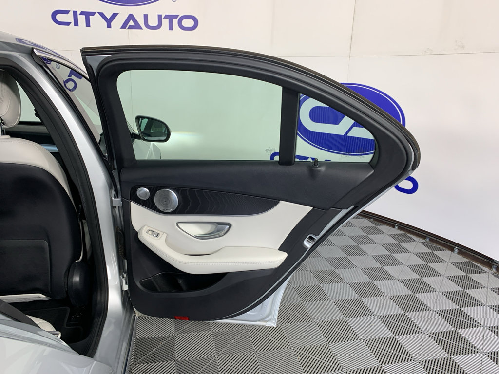 Used 2017 Mercedes-Benz C 300 4MATIC Sedan image 36