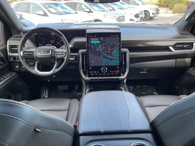 Used 2025 GMC Yukon XL Elevation AWD/4WD image 7
