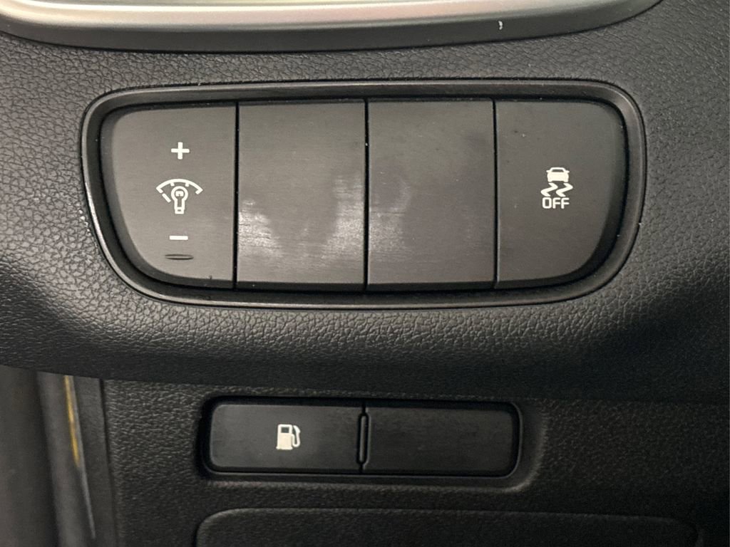 Used 2017 Kia Sorento EX image 33