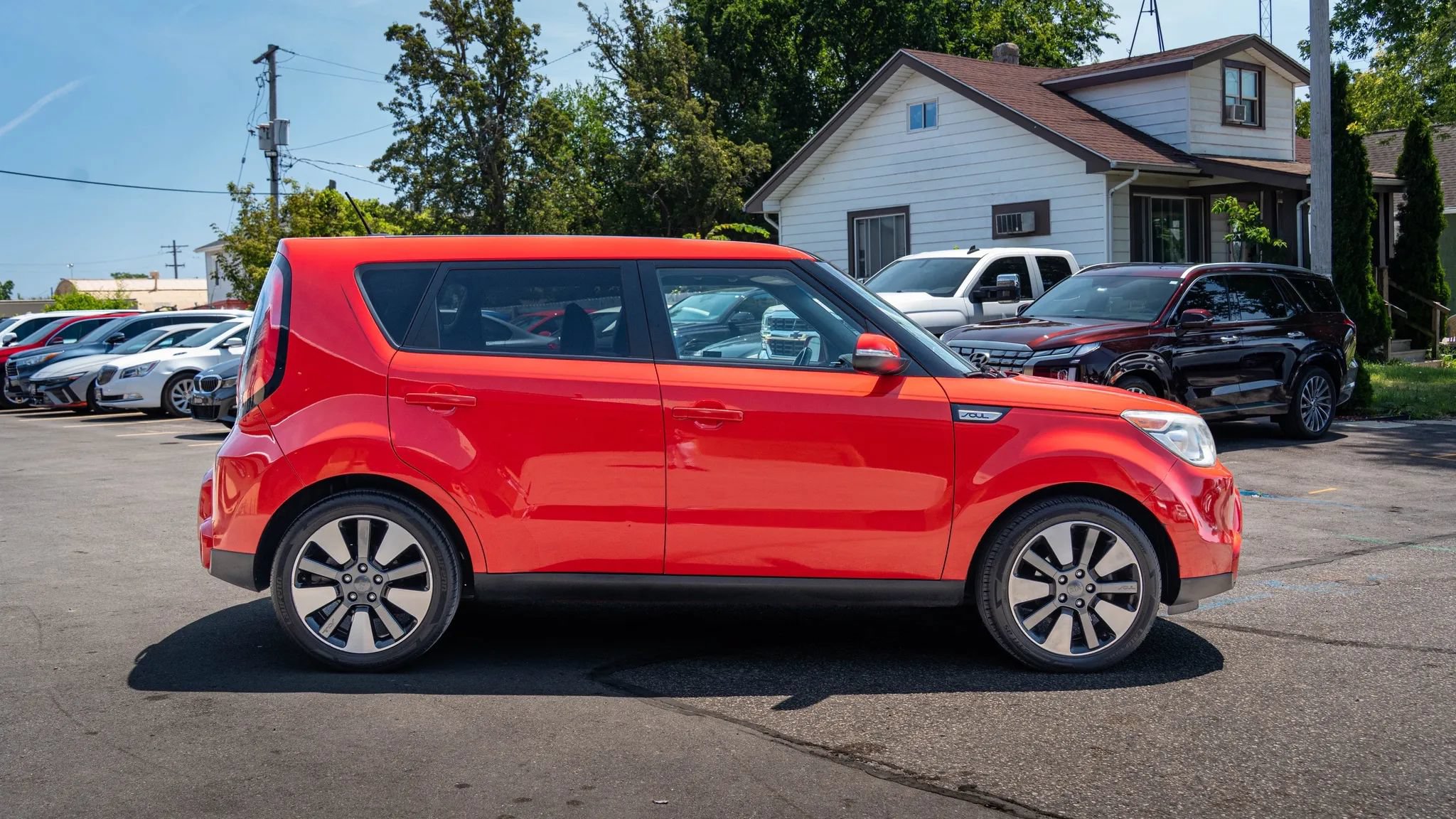 Used 2015 Kia Soul ! w/ Sun & Sound Package FWD image 5