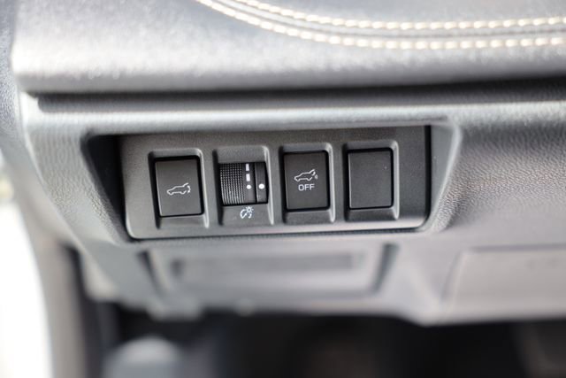 Used 2020 Subaru Outback Limited w/ Popular Package #2 image 20