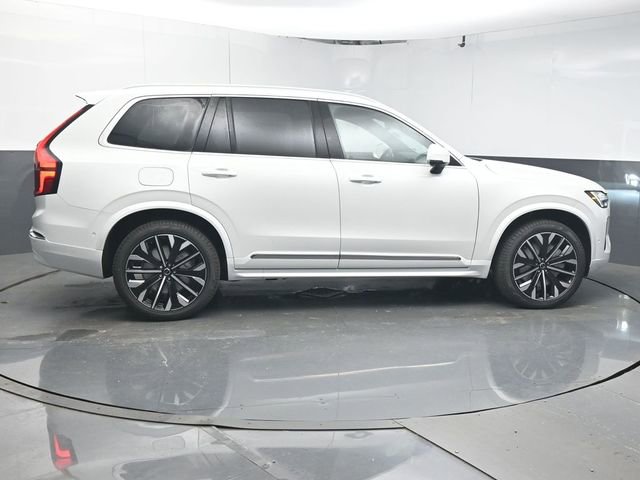 New 2026 Volvo XC90 T8 Plus w/ Protection Package Premier image 8