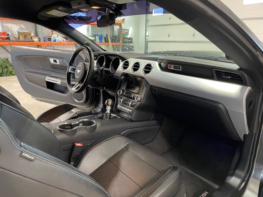 Used 2015 Ford Mustang GT Premium image 18