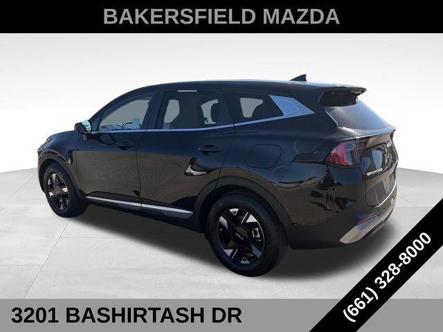 Used 2026 Kia Sportage LX FWD image 4