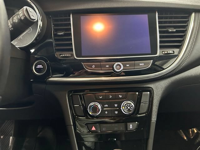 Used 2020 Buick Encore Preferred AWD/4WD image 19