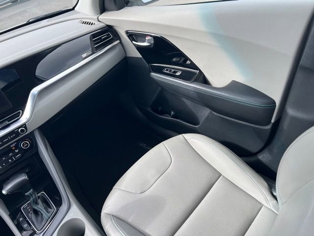 Certified 2022 Kia Niro EX Premium FWD image 11