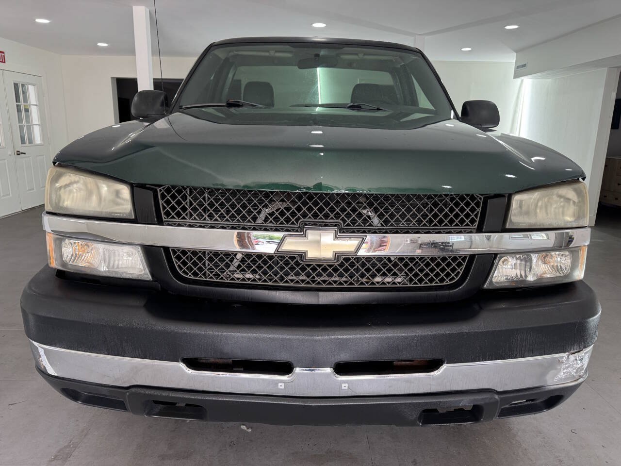 Used 2006 Chevrolet Silverado 2500 W/T w/ Snow Plow Prep Package AWD/4WD image 13
