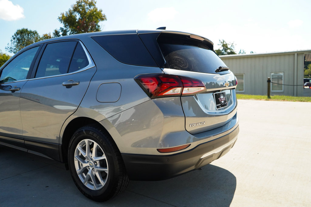 Used 2024 Chevrolet Equinox LT FWD image 20