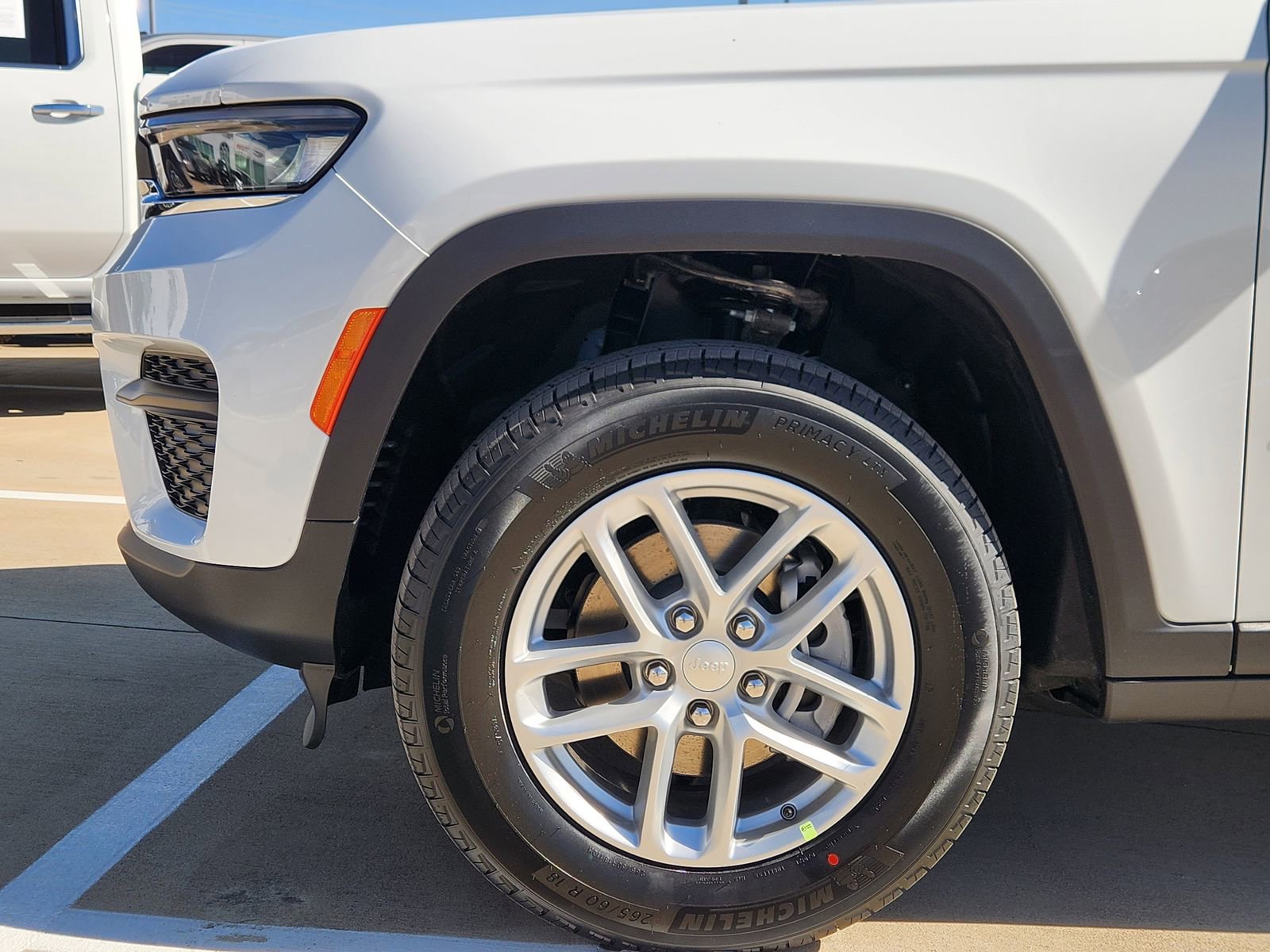 New 2026 Jeep Grand Cherokee Laredo RWD image 8