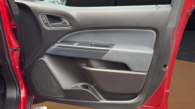 Used 2021 Chevrolet Colorado Z71 AWD/4WD image 23