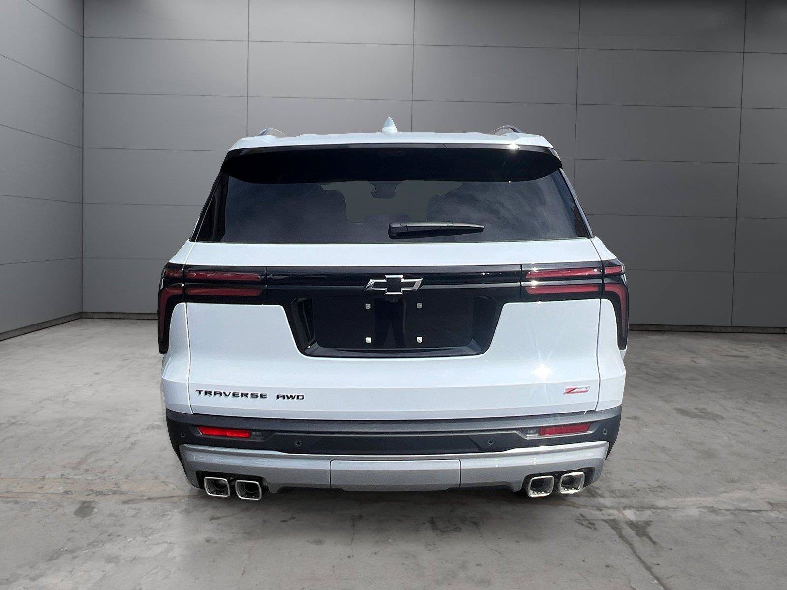 New 2027 Chevrolet Traverse Z71 w/ Enhanced Driving Package AWD/4WD image 4