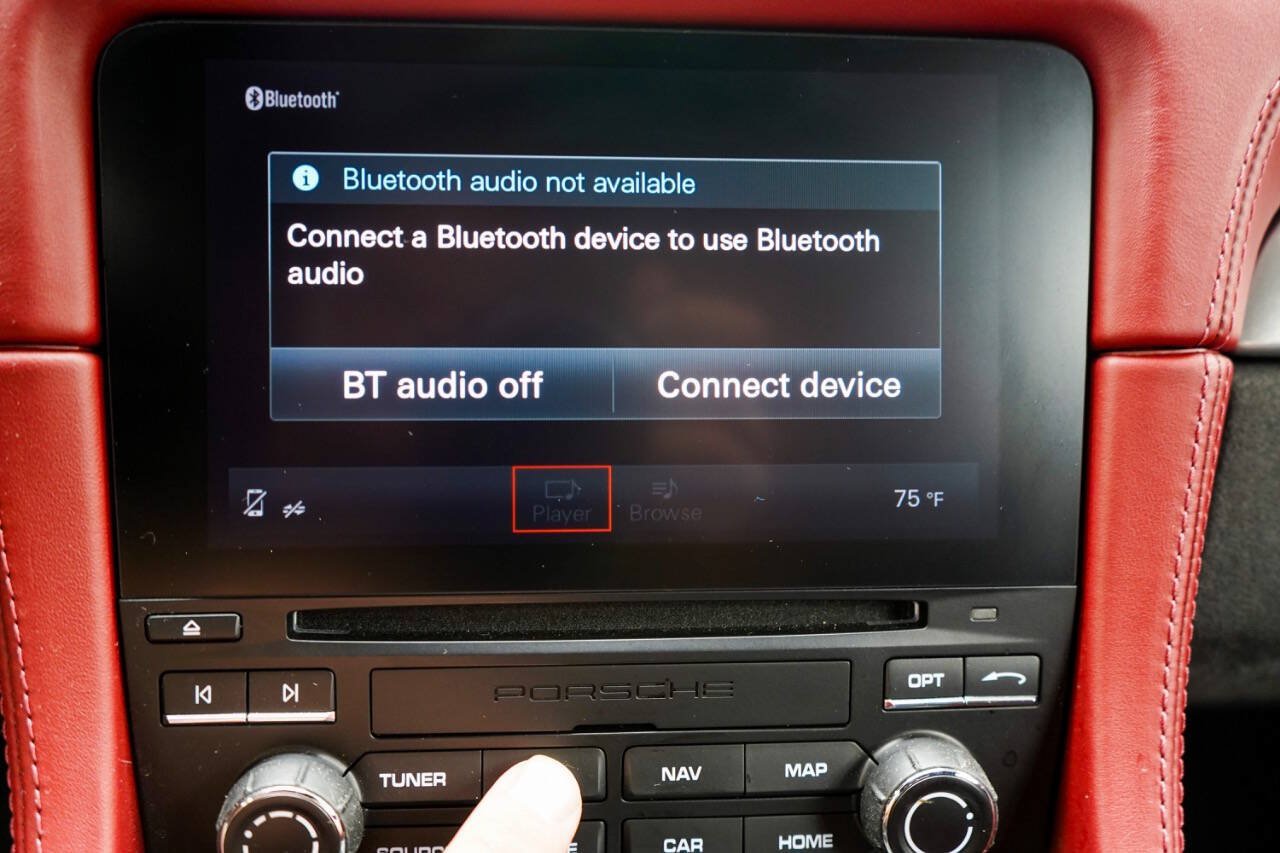 Used 2020 Porsche 718 Boxster Spyder RWD image 90