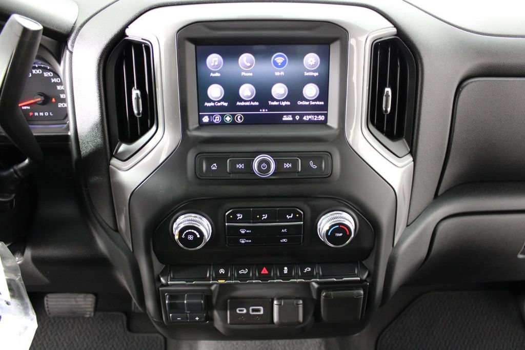 Used 2021 GMC Sierra 1500 4x4 Crew Cab w/ Sierra Value Package image 19