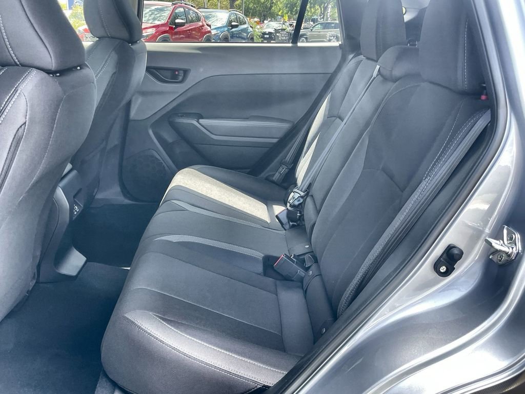 Used 2025 Subaru Crosstrek 2.0i Premium image 19