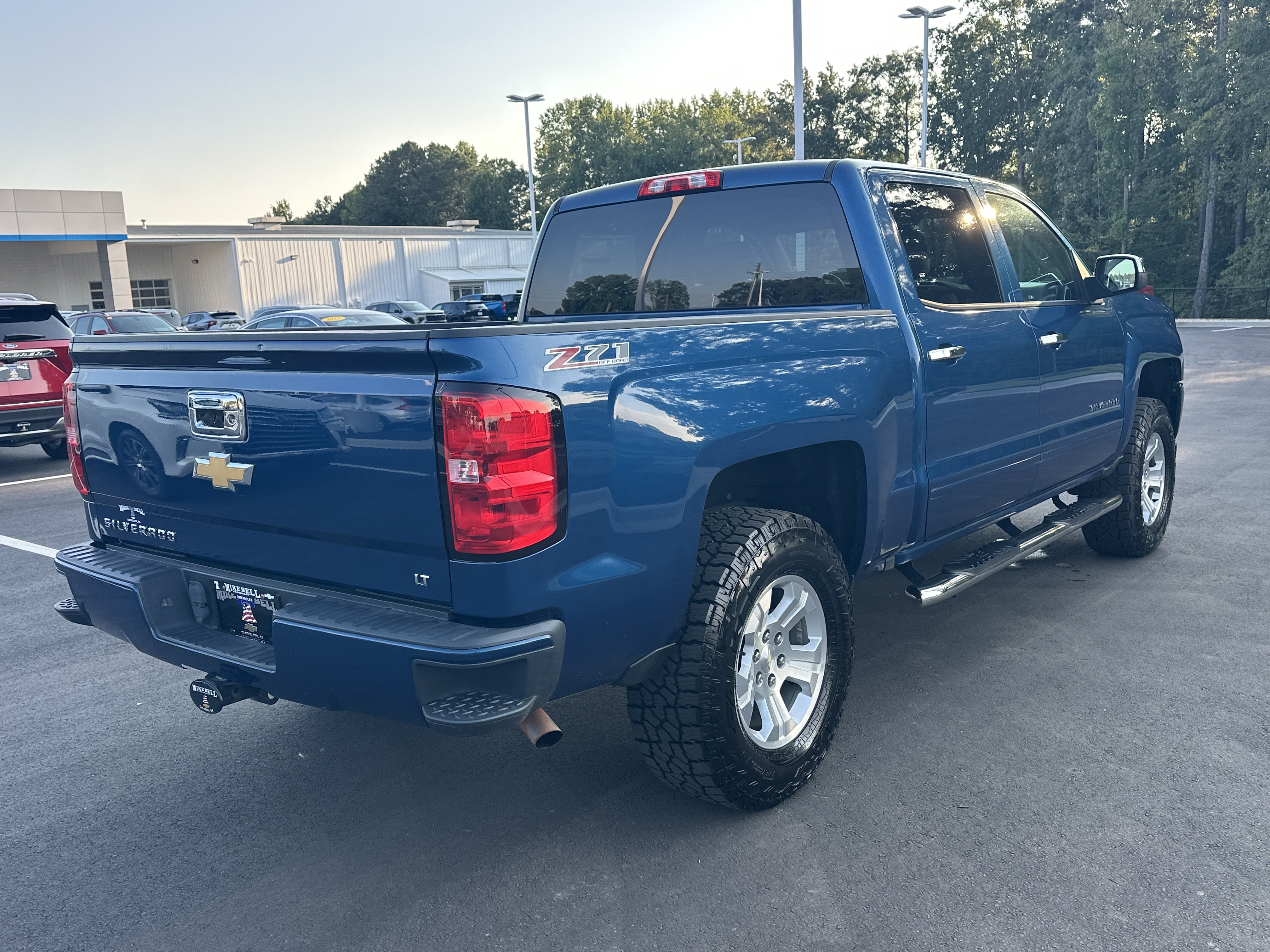 Used 2017 Chevrolet Silverado 1500 LT w/ All Star Edition AWD/4WD image 8