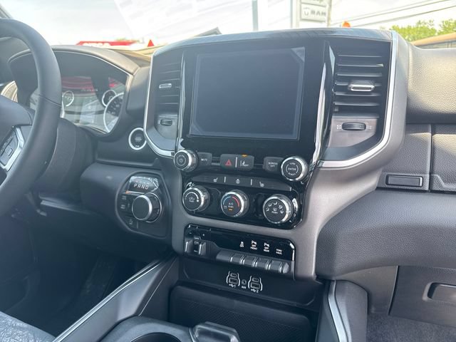 New 2026 RAM 1500 Big Horn AWD/4WD image 16