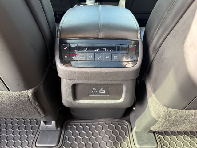 Used 2025 INFINITI QX60 Luxe w/ Vision Package FWD image 14