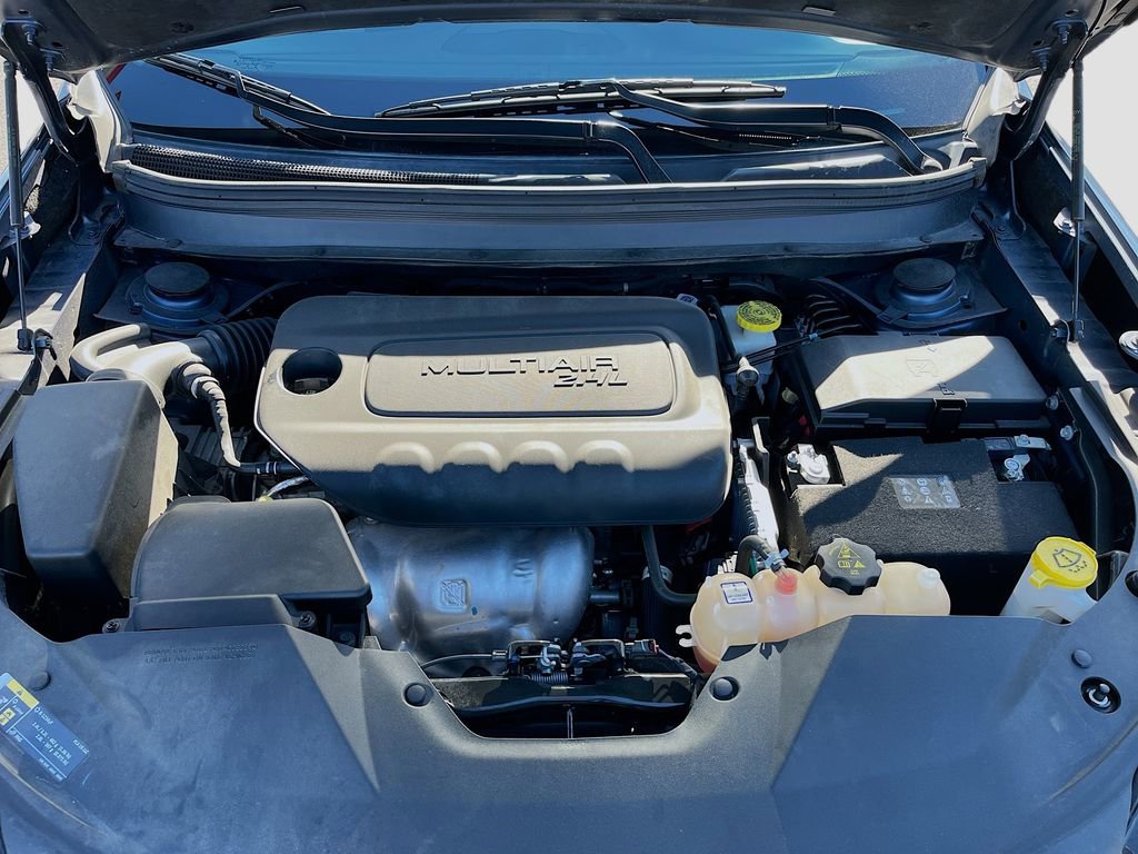 Used 2021 Jeep Cherokee Latitude Plus FWD image 28