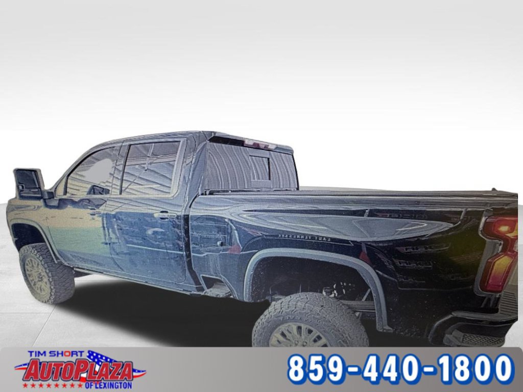 Used 2020 Chevrolet Silverado 2500 LTZ w/ LTZ Premium Package AWD/4WD image 2