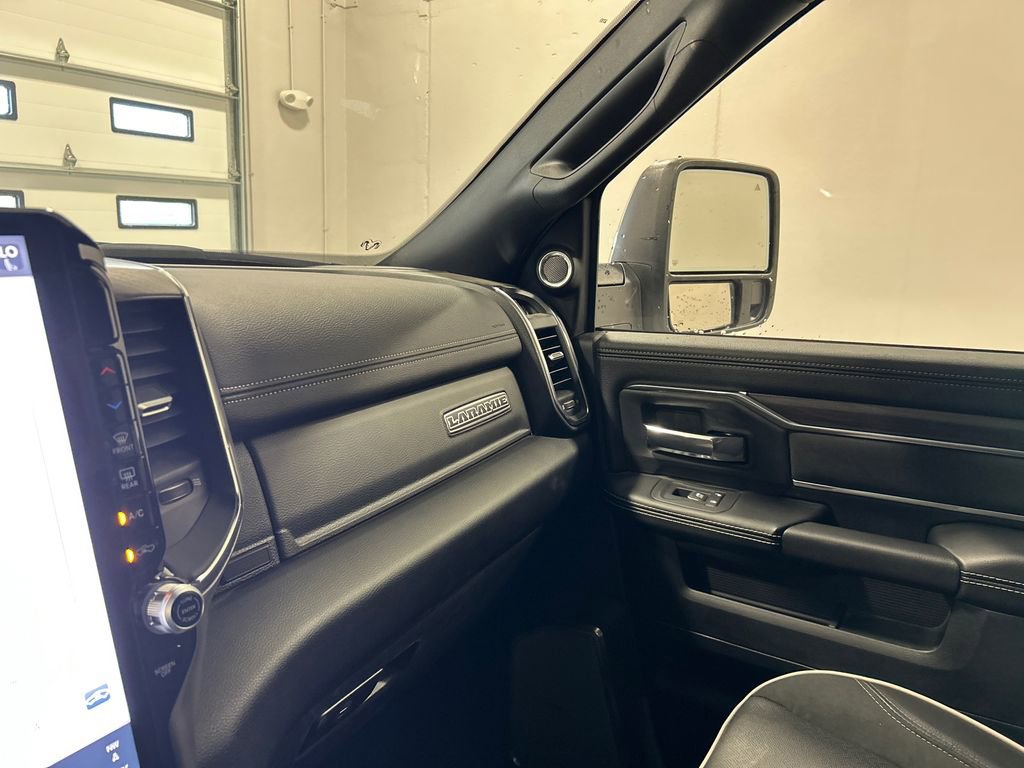 New 2025 RAM 2500 Laramie AWD/4WD image 25