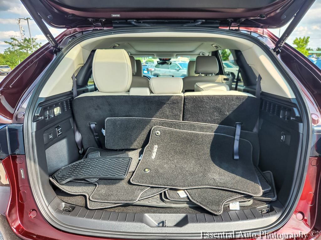 Used 2024 MAZDA CX-90 Plug-In Hybrid w/ Premium Pkg AWD/4WD image 18