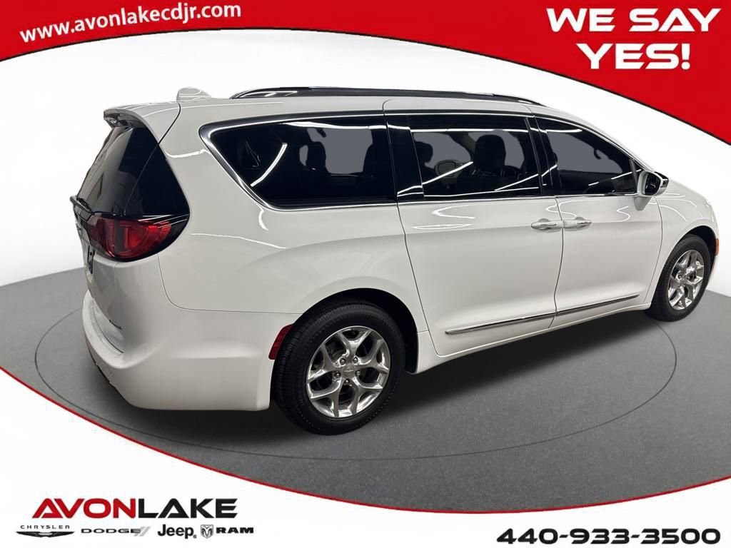 Used 2019 Chrysler Pacifica Limited image 5