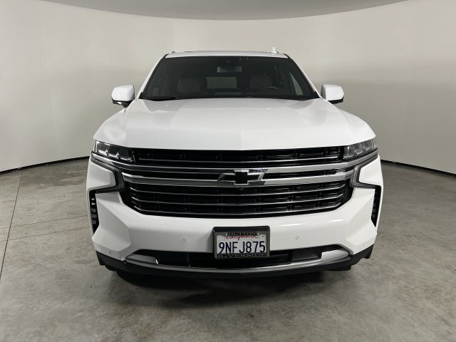 Certified 2024 Chevrolet Tahoe LT w/ Luxury Package AWD/4WD image 3