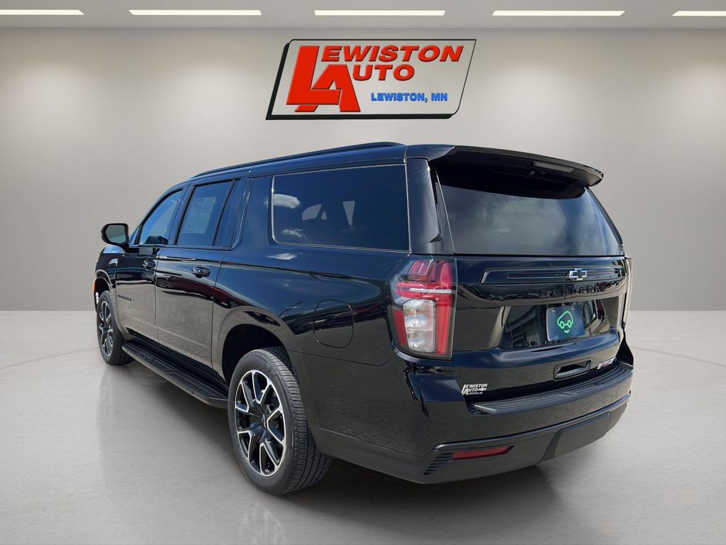 Certified 2024 Chevrolet Suburban RST w/ Luxury Package AWD/4WD image 11