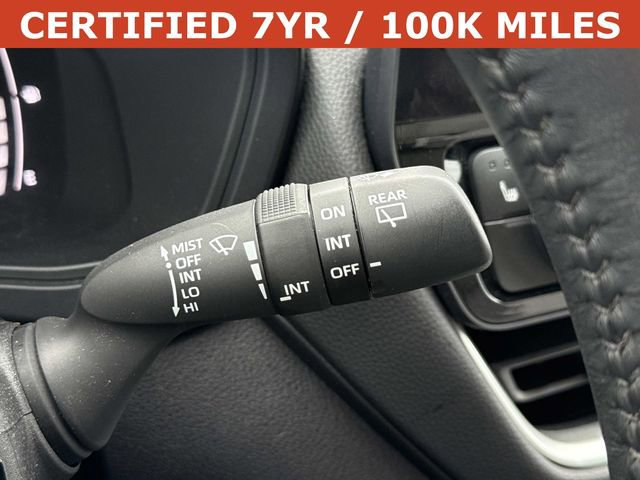 Used 2025 Toyota Grand Highlander XLE image 25