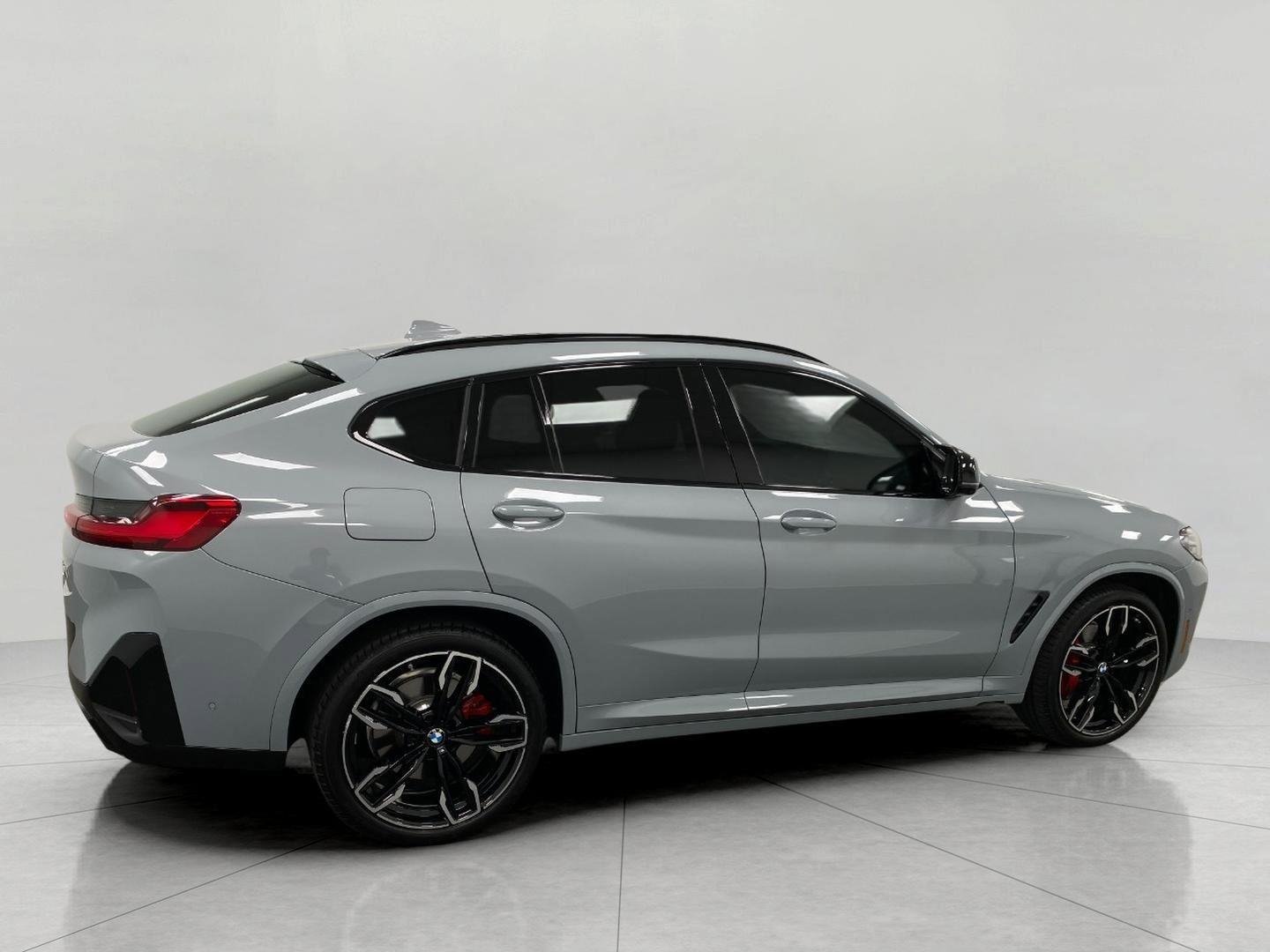 Certified 2024 BMW X4 M40i AWD/4WD image 36